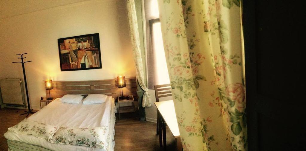 Appart-hotel Maison De La Lune - Petite D'etterbeek 3* Etterbeek
